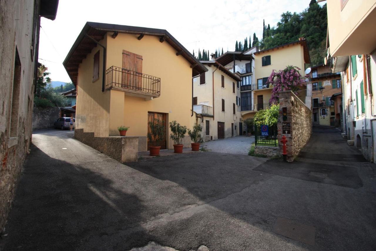Casa Marsilva - Holiday Apartment With Roof Terrace, Near The Lake Toscolano Maderno Extérieur photo